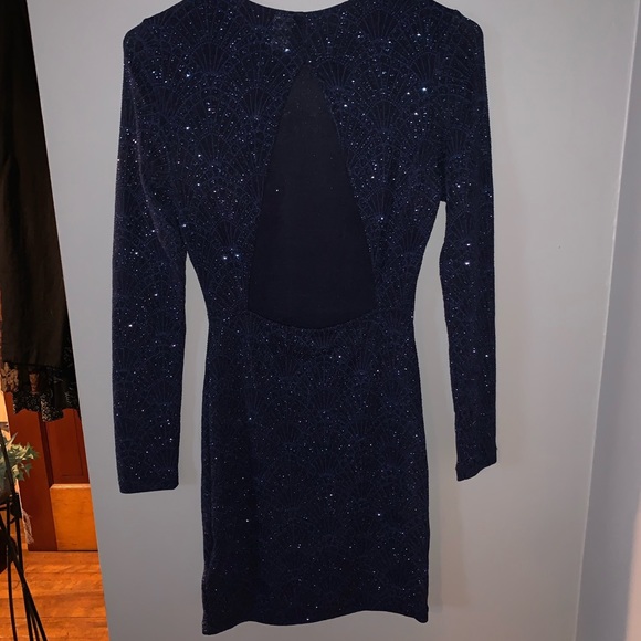 Dress - Picture 2 of 4